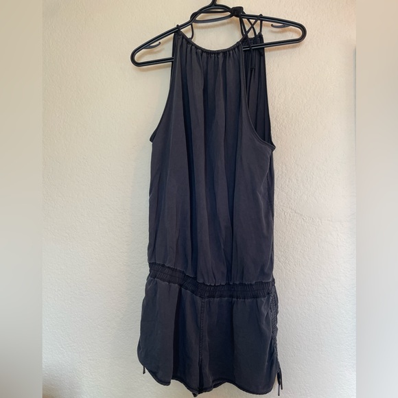 Lululemon Dark Grey HEAT THE STREET Open Back Romper Onesie - Picture 4 of 17